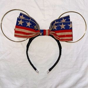 Wire Minnie ears with American flag bow